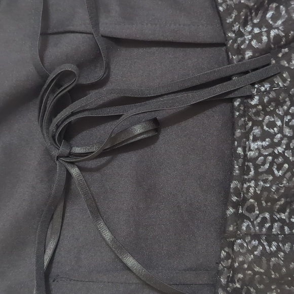 Urban Outfitters Textured Strappy Back Mini Dress, Color Black/Silver Size XS-TP - Picture 14 of 16